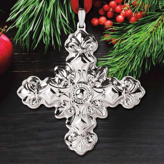 Reed and Barton 2024 Christmas Sterling Cross Ornament All Silver Gifts